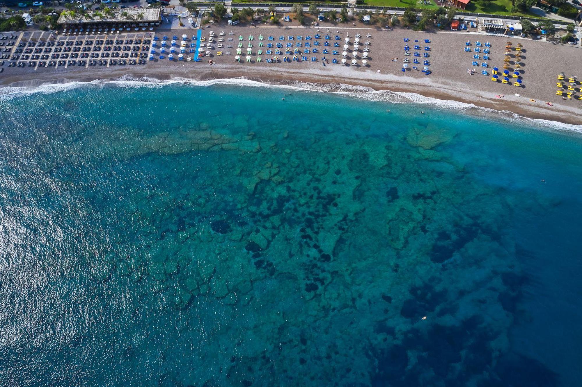 Aquamare And 酒店